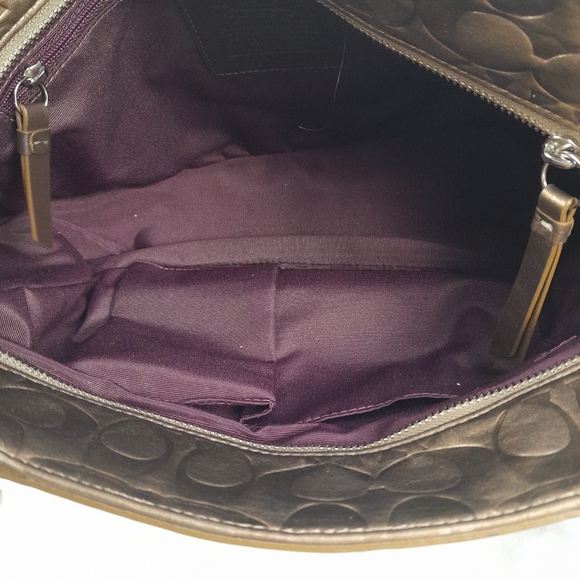 Coach Y2K Shoulder Bag - NEVER USED - 100% AUTHENTIC - METALLICA GOLD - Picture 7 of 7